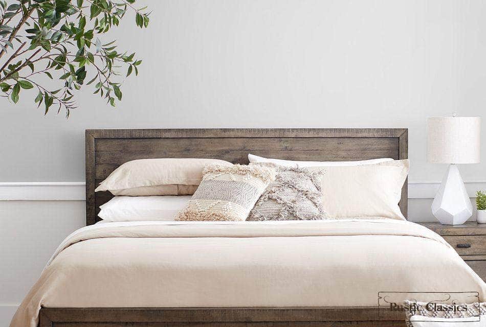 Rustic Classics Bedroom Set Whistler 4 Piece Reclaimed Wood Storage Platform Bedroom Furniture Set in Grey – Available in 2 Sizes